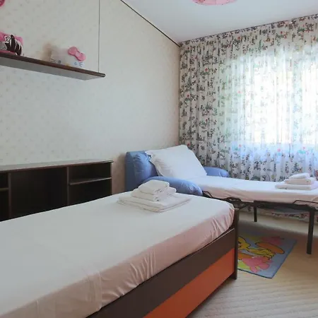 Hotel Italianway - Via Pighini 75 *